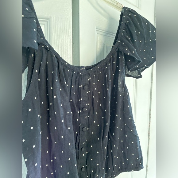 American eagle black polka dot top - Picture 5 of 9